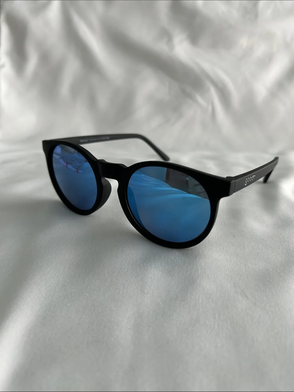 goodr Circle Gs - Black Frame Sunglasses with Blue Mirrored Lenses